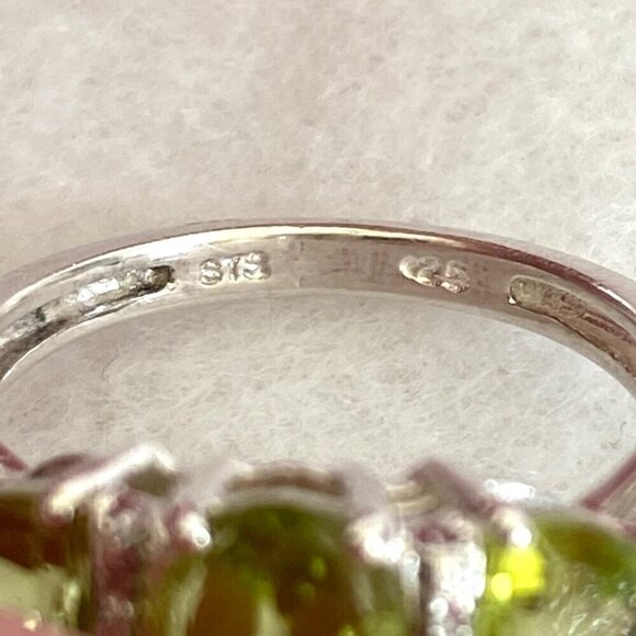 Sterling Silver 925 STS Chuck Clemency Oval Peridot 3 Stone Ring Sz 4.75 - Picture 8 of 16